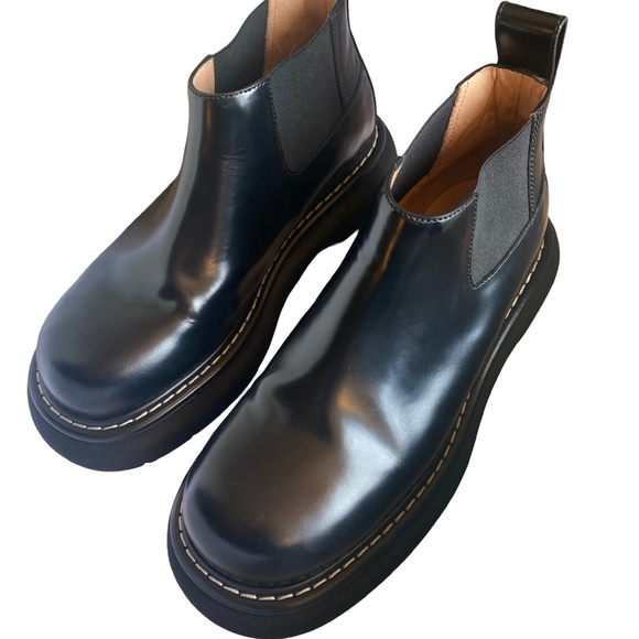 Bottega Veneta Other - SOLD Bottega Veneta Bounce Black Leather Chelsea Boot
